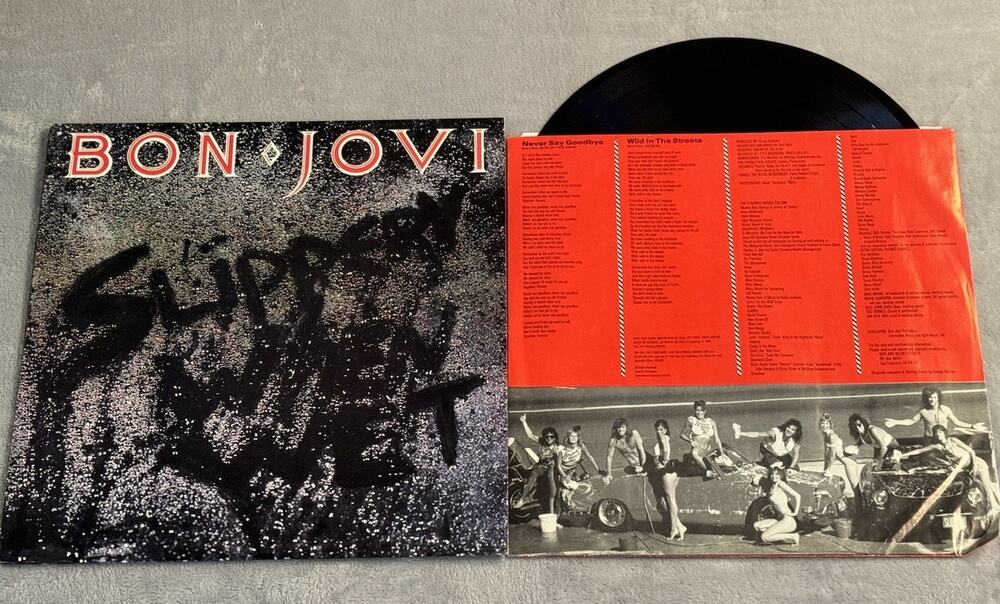 Bon Jovi Slippery When Wet 12" LP 1986 Black Vinyl Mercury Polygram Classic Rock